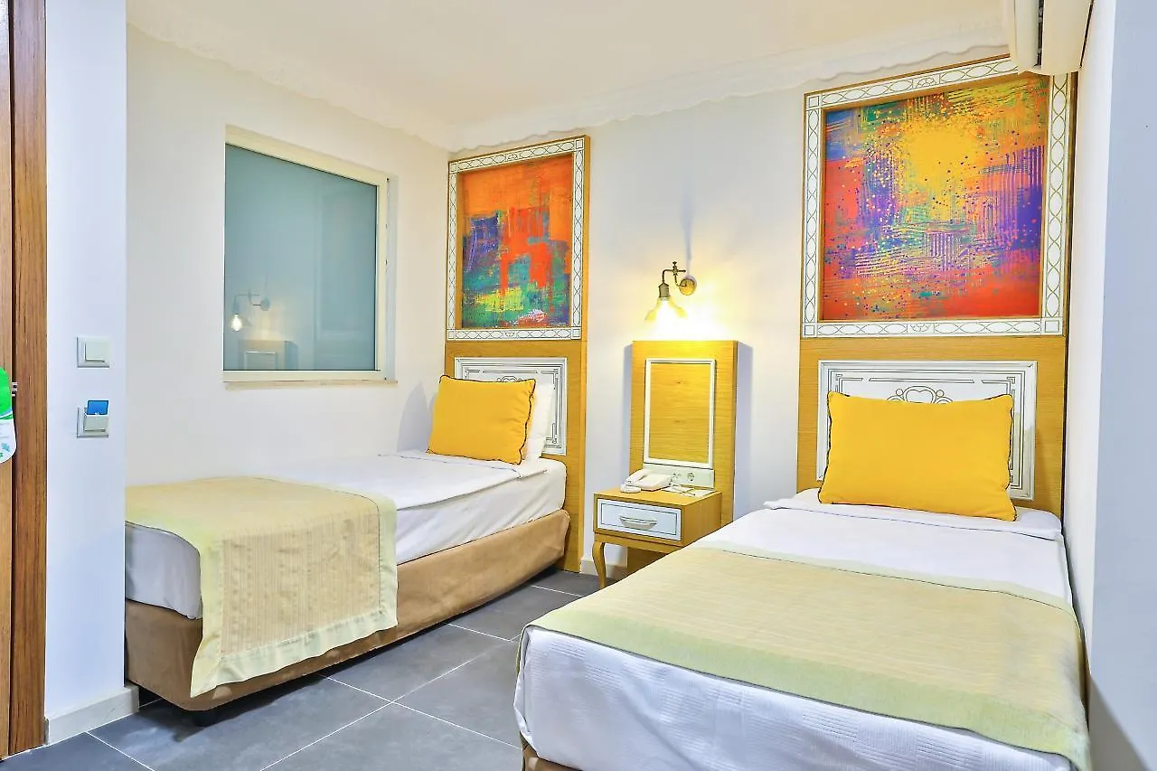 Crystal Club World Of Colours Hotel Bogazkent